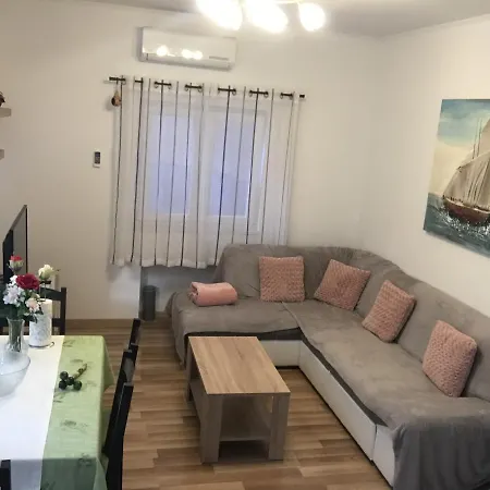Apartmán Jelena 1